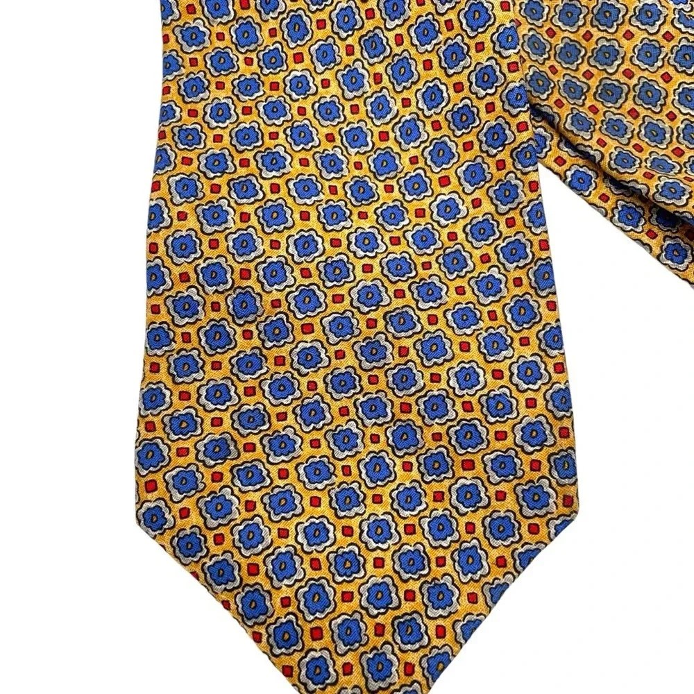 Robert Talbott Hand Sewn Silk Geometric Medallion Floral Necktie Yellow Blue